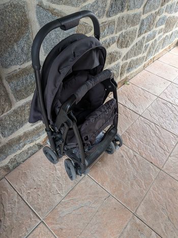 Poussette joie des la naissance