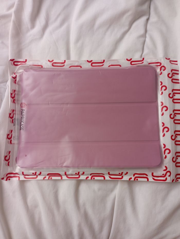 Protection pour tablette rose neuve 5€