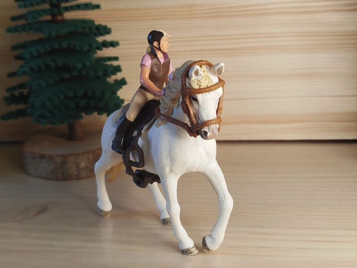 Schleich Cavalière et cheval Figurine Animal équidé