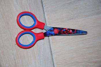 ciseaux Spiderman