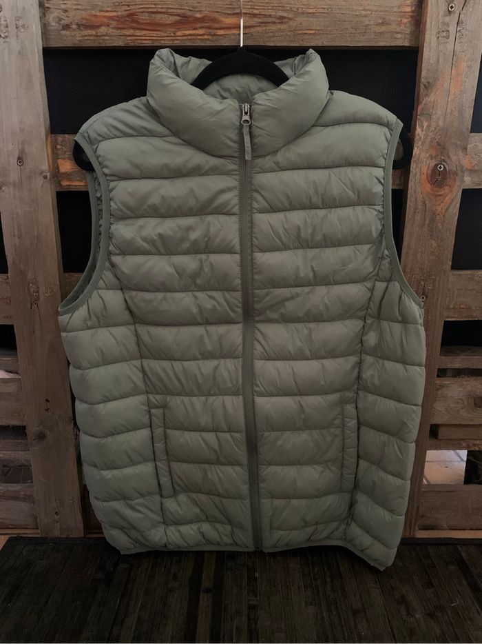 Doudoune sans manche 7€ Taille 42 - photo numéro 4