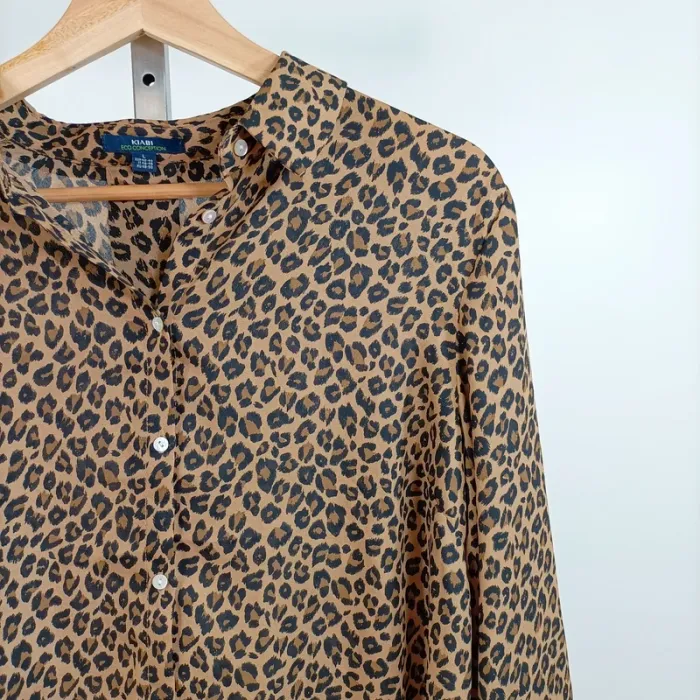Blouse fluide léopard Kiabi Eco Conception col mao taille 42-44 A844 - photo numéro 3