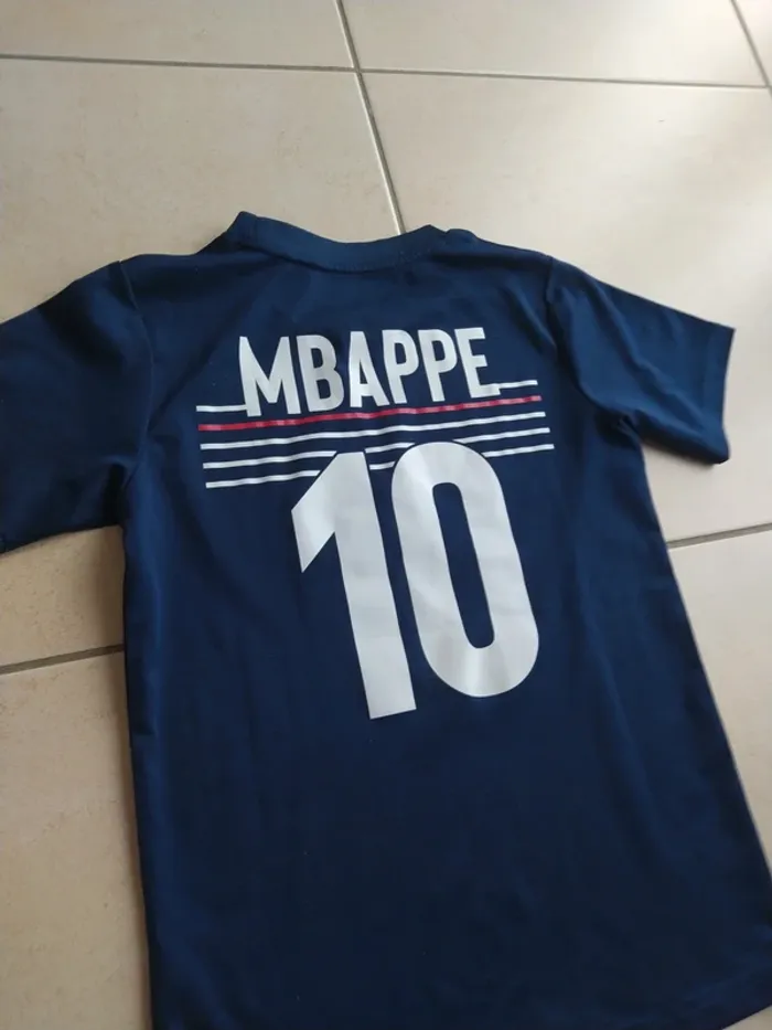 Maillot de foot équipe de France taille 10 ans Mbappe - photo numéro 8