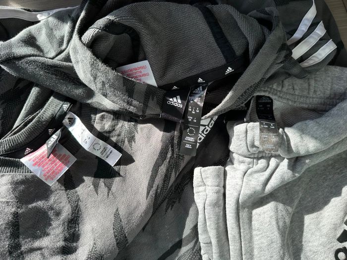 Lot vêtements Adidas garçon - photo numéro 2