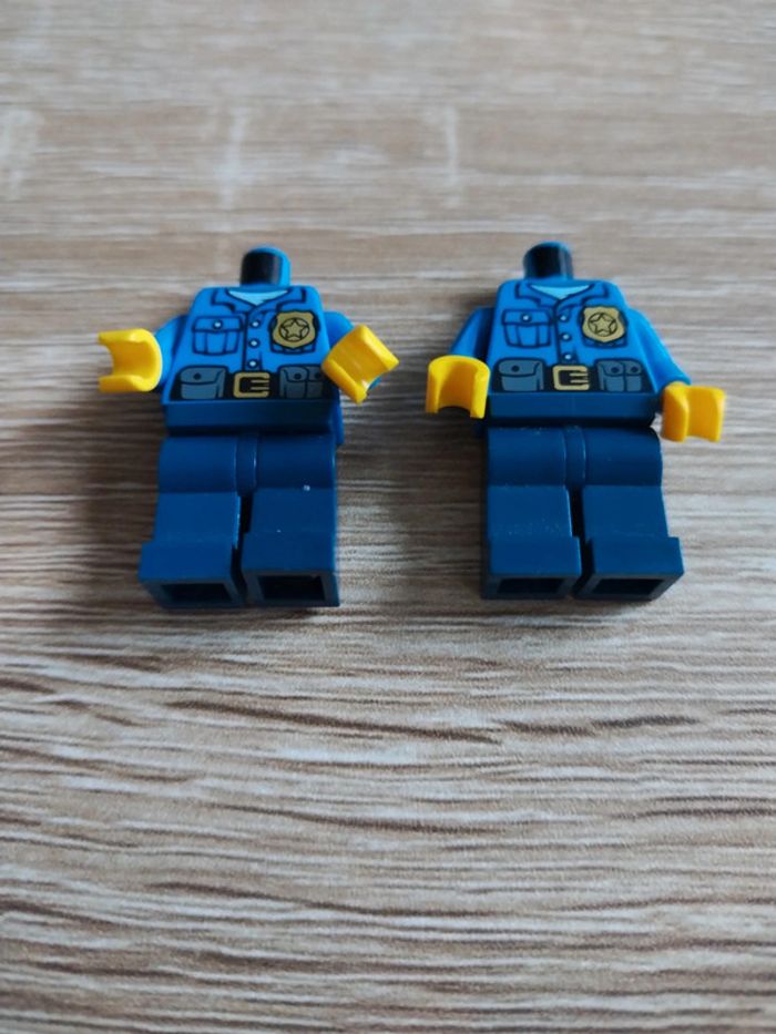 Lot 2 minifigs police lego city - photo numéro 2