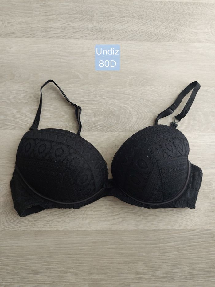 Soutien gorge/lingerie femme en dentelle noir 80D Undiz