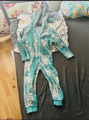 Combi pyjama garçon taille 3ans🐿️