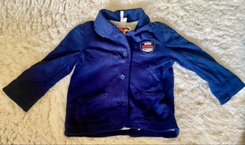 VESTE