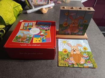Puzzles cubes en bois