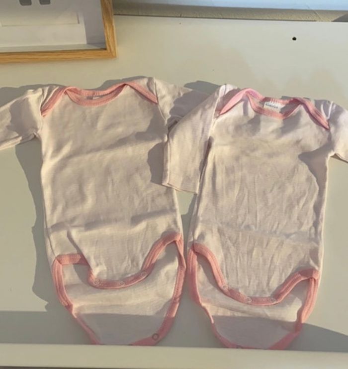 2 bodies manches longues