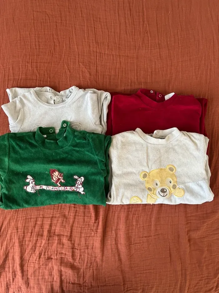 Lot 4 pyjamas 12 mois