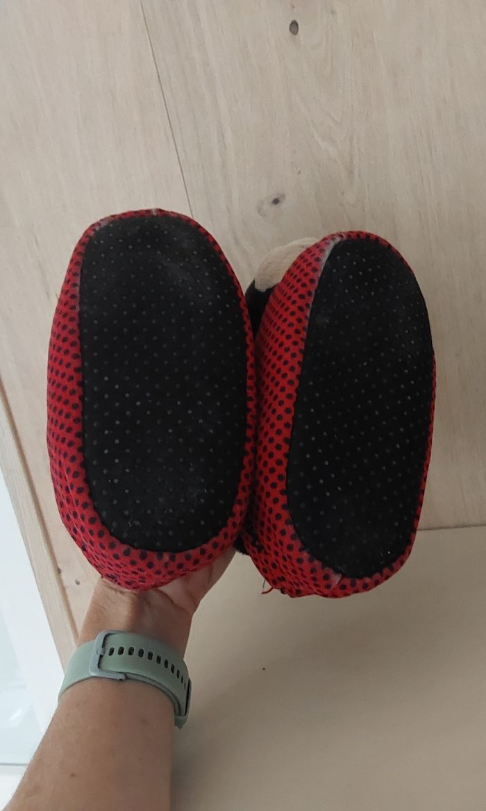 Pantoufles  chaussons Minnie Disney T 27 - photo numéro 6