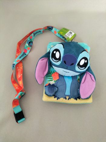 🩵 Lanyard porte carte/rangement téléphone Stitch - Disney - Neuf 🩵