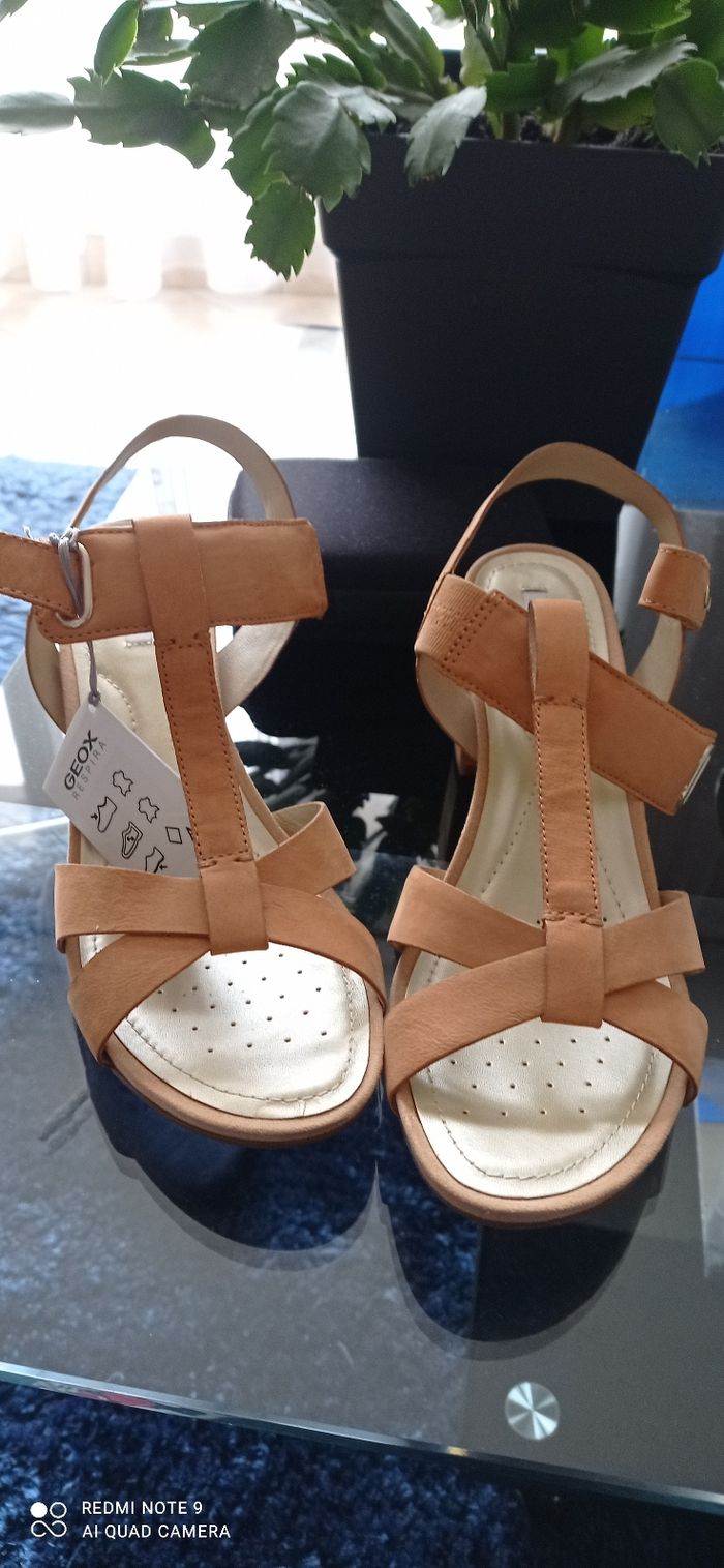 Sandale nubuck talon GEOX - photo numéro 2