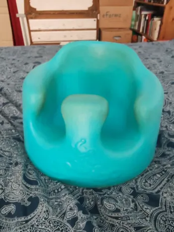 Bumbo turquoise avec tablette amovible