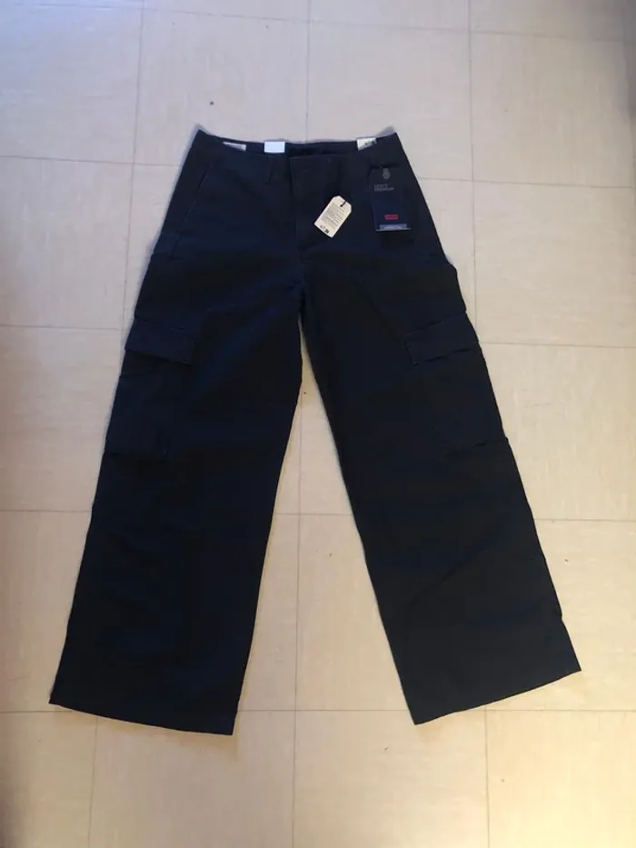 Pantalon baggy cargo - Levi's NEUF (avec étiquette). 30x32 - photo numéro 3