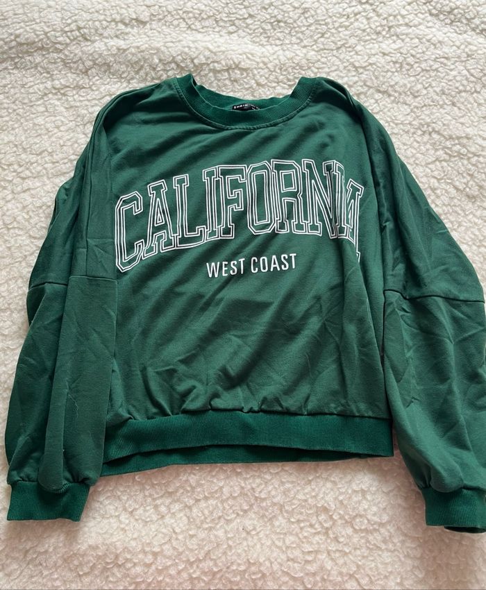 Sweat-shirt vert california SHEIN très bon état