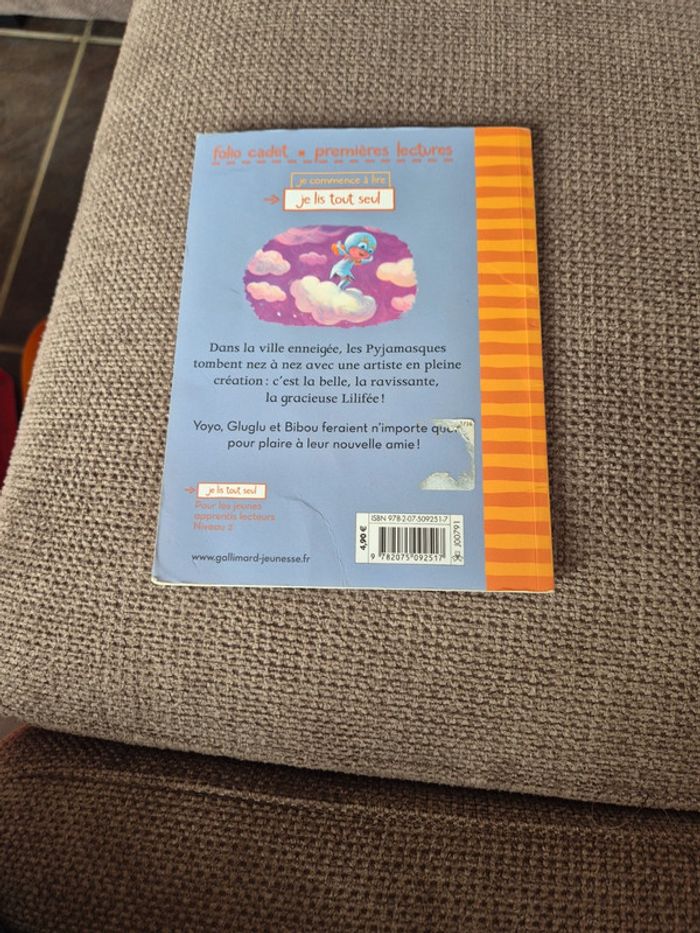 Livre 1eres lecture Les pyjamasques et lilifee - photo numéro 2