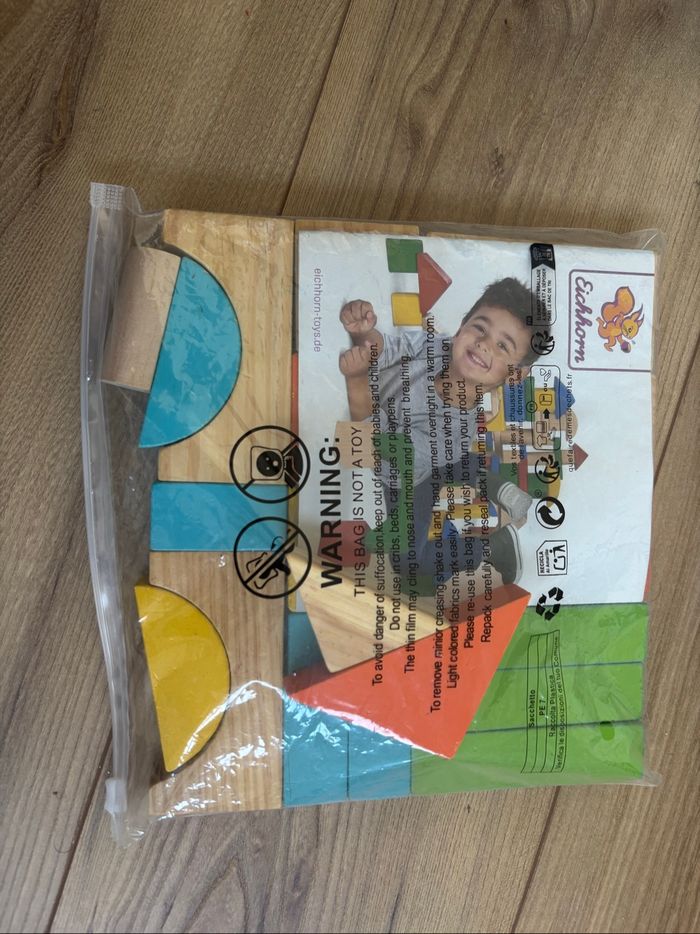 Jeu de construction en bois - photo numéro 4