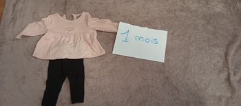 Ensemble fille 1 mois