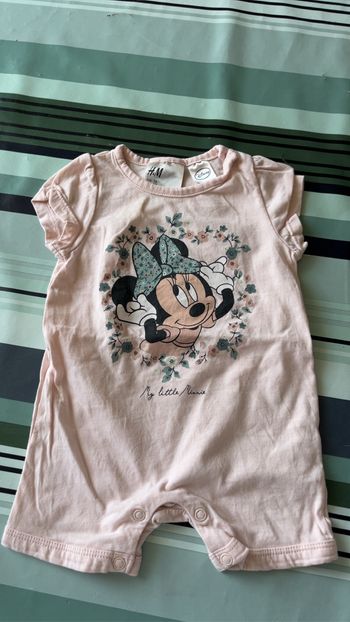 Robe et grenouillère