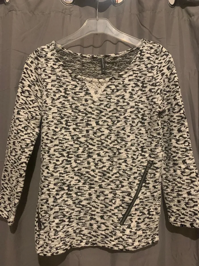 pull  avec motifs