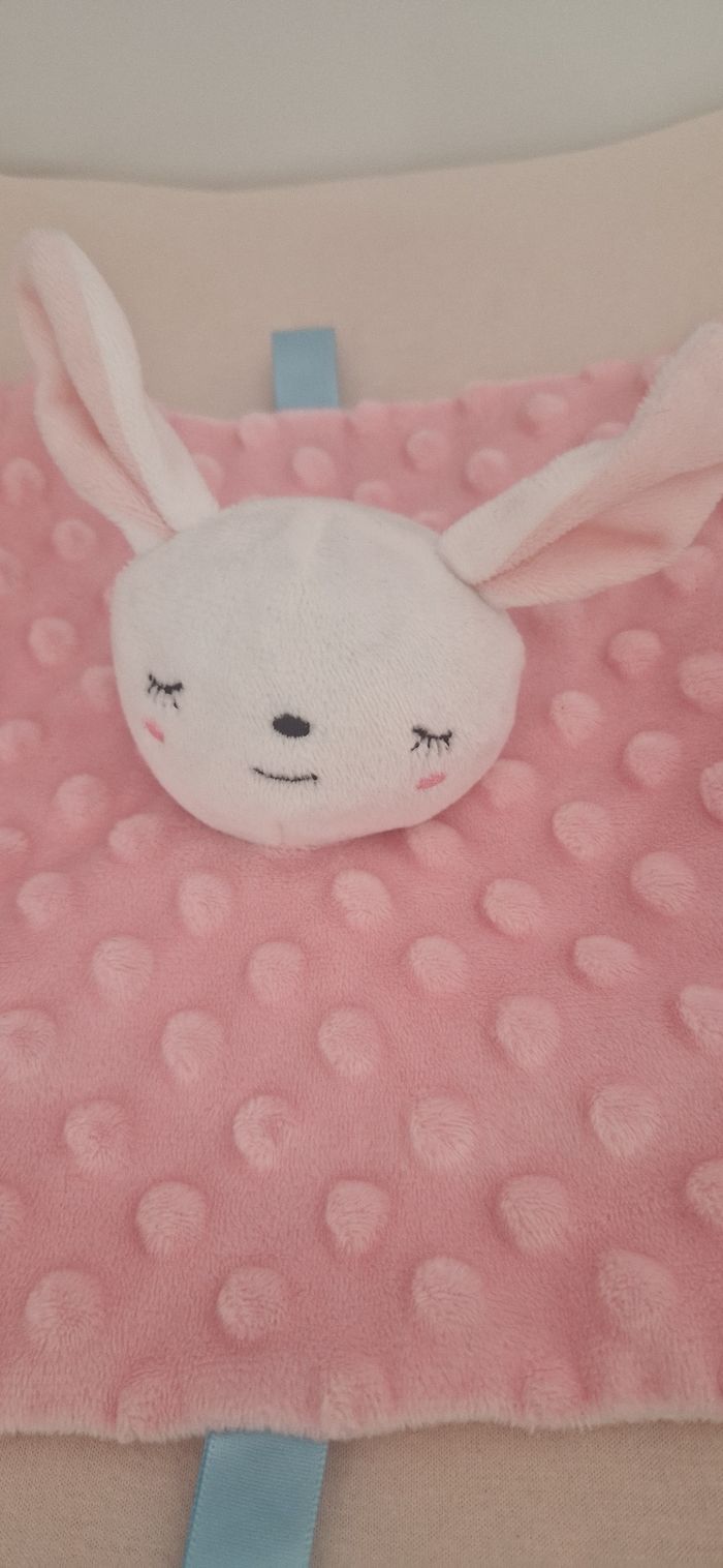 Doudou plat lapin rose et blanc Consys - photo numéro 2