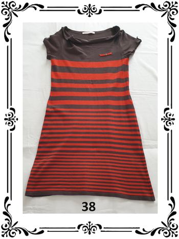 Robe taille 38.