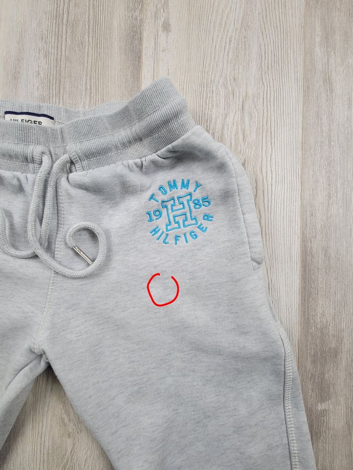 Bas de survêtement Tommy Hilfiger gris - taille M – Très bon état – Jogger logo brodé - photo numéro 5