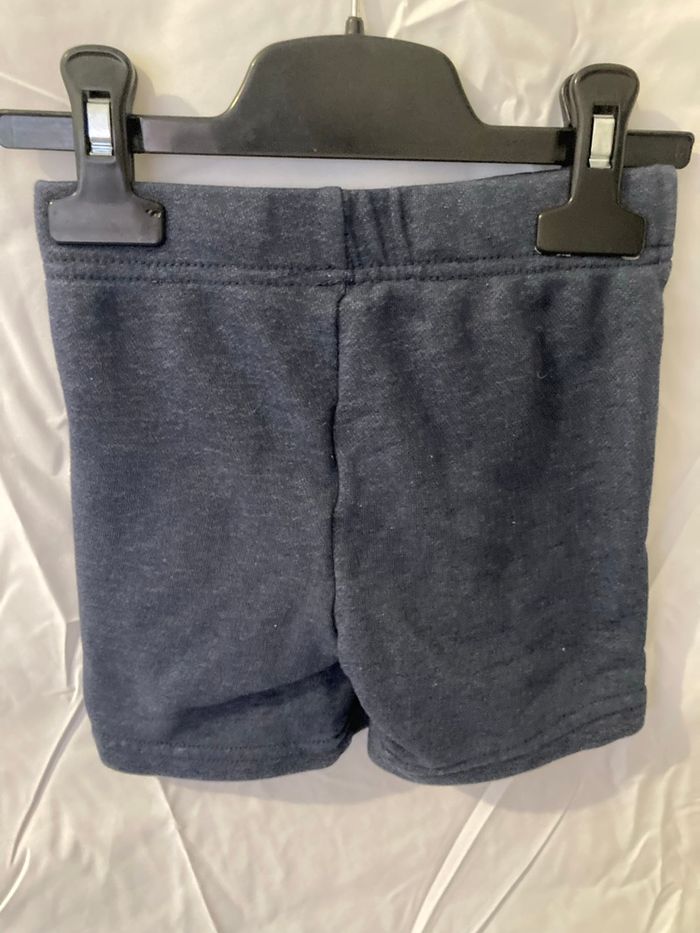 Short bébé bleu marine Primark 12-18 mois - photo numéro 3
