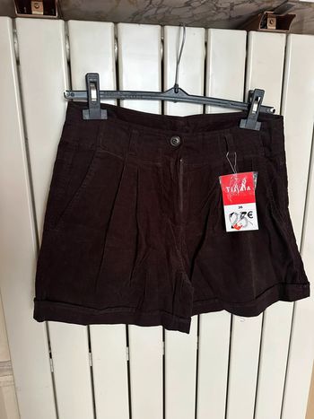 Short vintage Tissaia en velour cotelé marron S