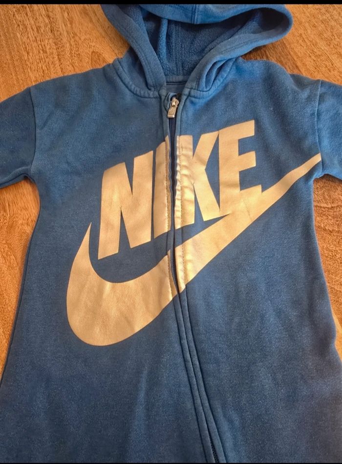 Combi nike 18mois - photo numéro 3