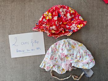 Lot 2 chapeaux de soleil