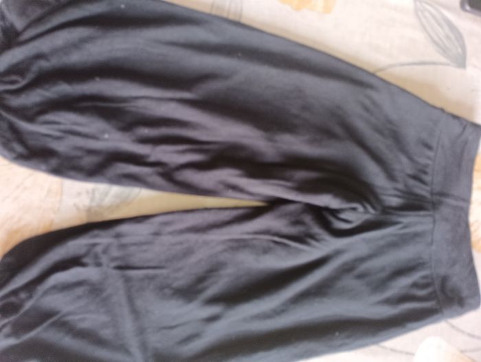 Pantalon noir taille 3ans