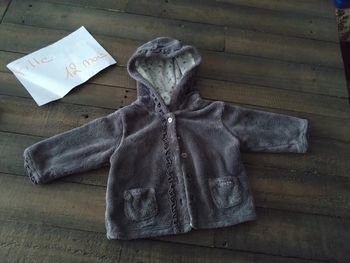 Gilet gris manteau fourrure bébé fille 12 mois