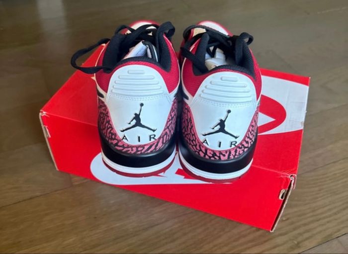 Air Jordan Legacy 312 Low 'Chicago Red' - photo numéro 5