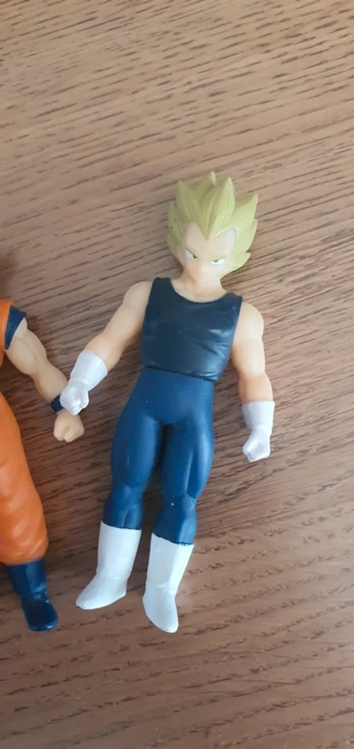 Lot de dragon Ball Z - photo numéro 2