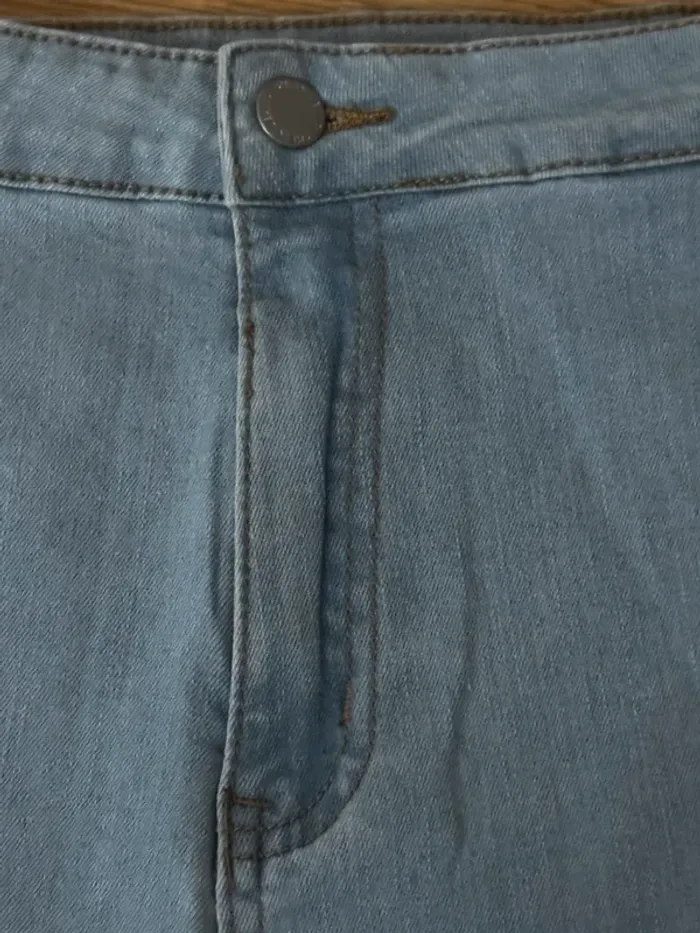 Mini short en jean’s taille XS shein - photo numéro 4