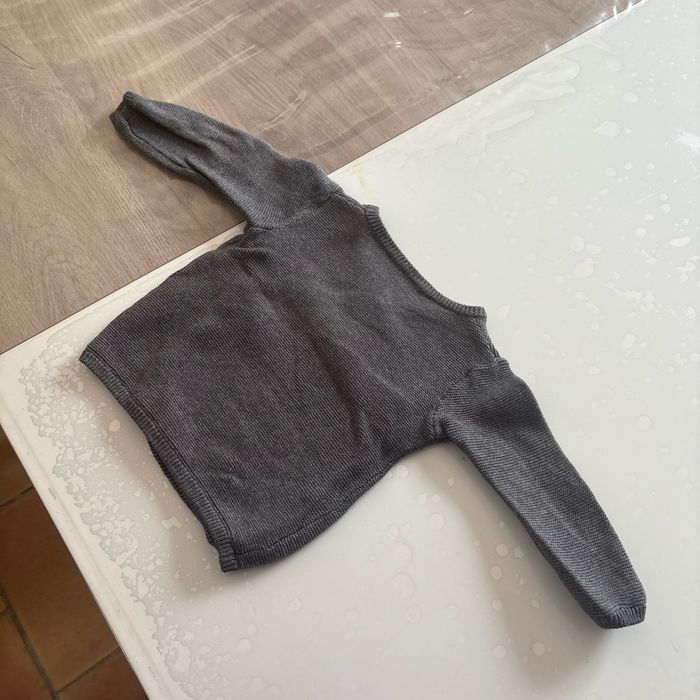Gilet taille 3 mois (62 cm) - photo numéro 2