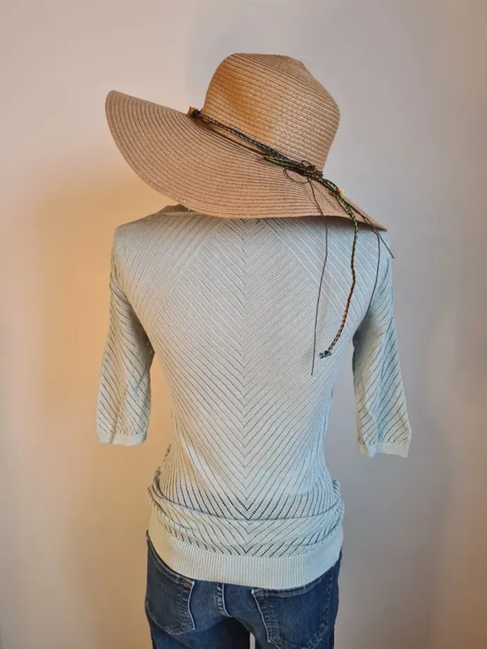 Petit pull bleu clair - photo numéro 2