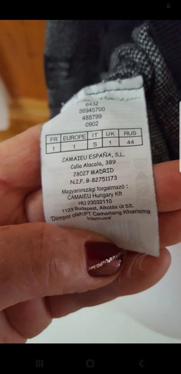 Joli pull pas trop épais - photo numéro 5