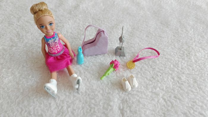 Barbie Chelsea patinage - photo numéro 2