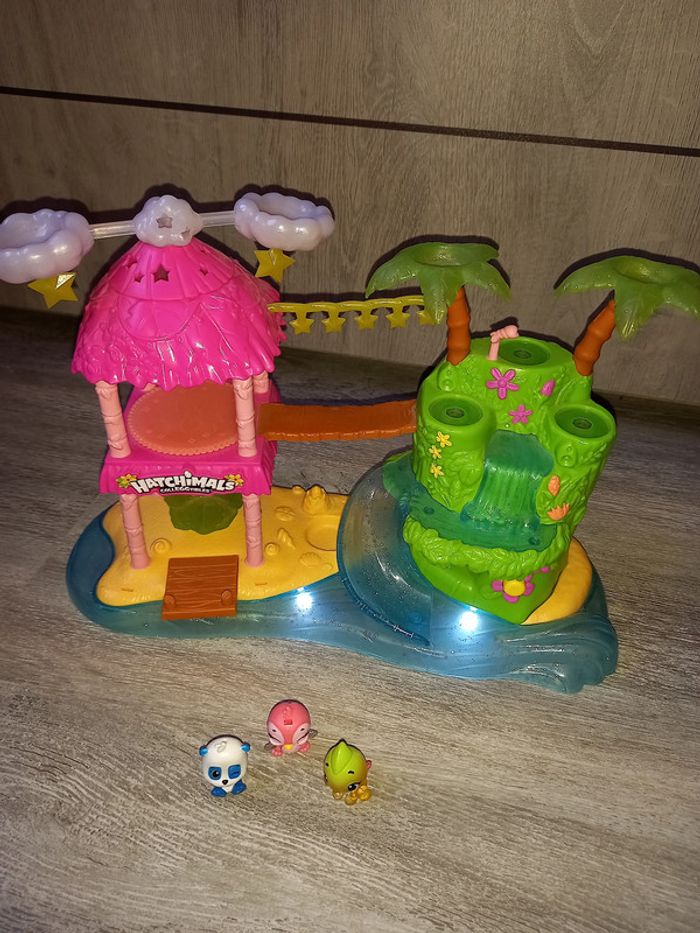 maison hatchimals musical et lumineuse avec 3 personnages - photo numéro 2