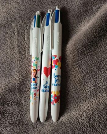 Stylos bic 4 couleurs super maman
