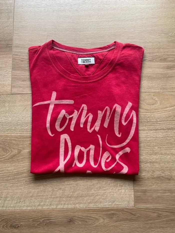 T-shirt rouge Tommy Loves Me