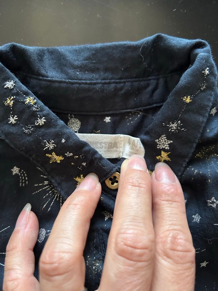 Chemise lunes et étoiles  4 ans - photo numéro 2