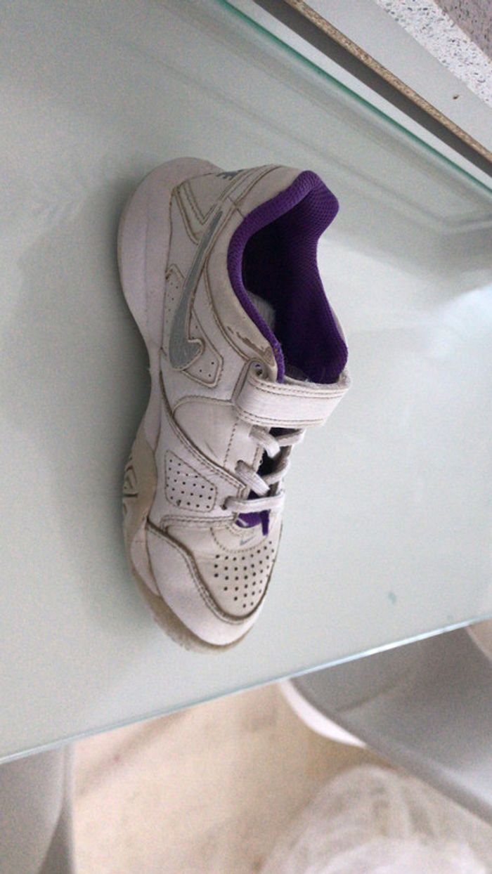 Tennis. Baskets Nike T31 - photo numéro 4