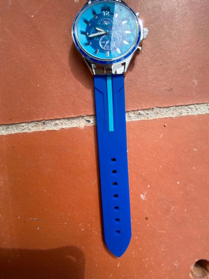 Montre - photo numéro 3