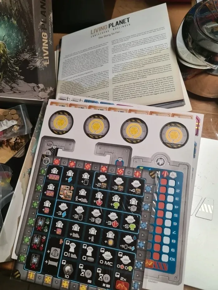 Comme neuf jeu de société Living Planet Deluxe Édition des éditions Ludically, - photo numéro 5