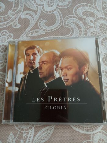 CD "Gloria" par les prêtres
